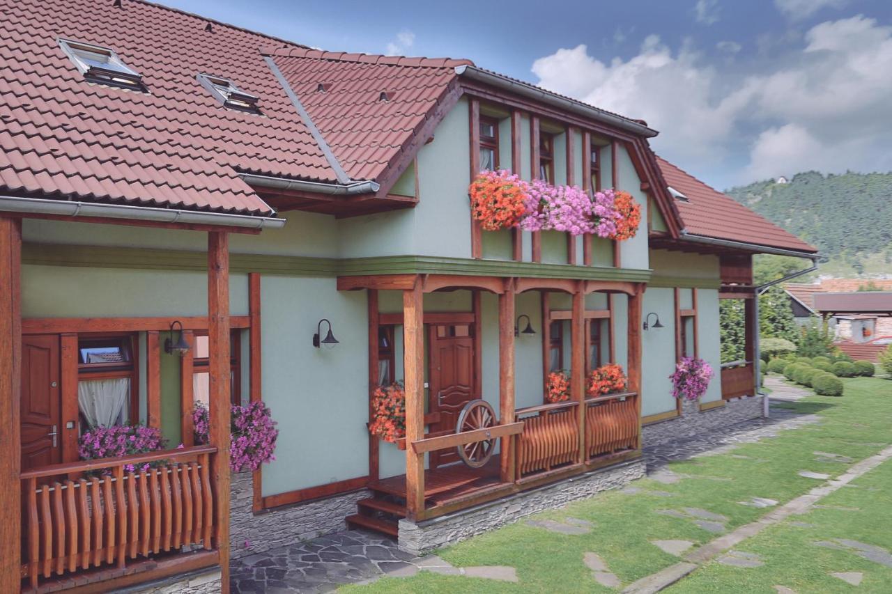 Holiday Resort Svarny Ruzomberok Bagian luar foto