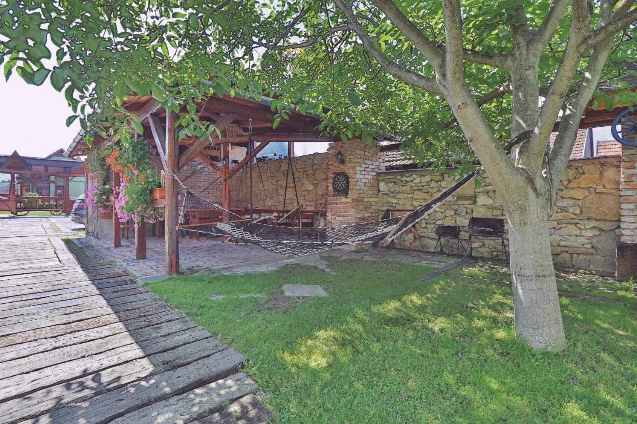 Holiday Resort Svarny Ruzomberok Bagian luar foto